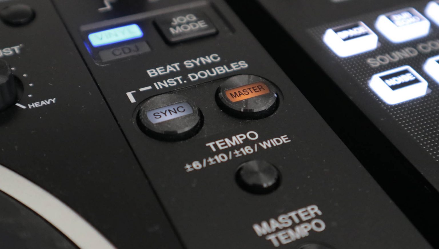 Ultimate Beat Sync tutorial on CDJ 2000 NXS 2 DeeJay Plaza